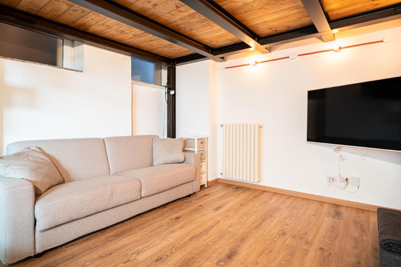 Likehome Milano - Via Scaldasole Loft Exterior photo